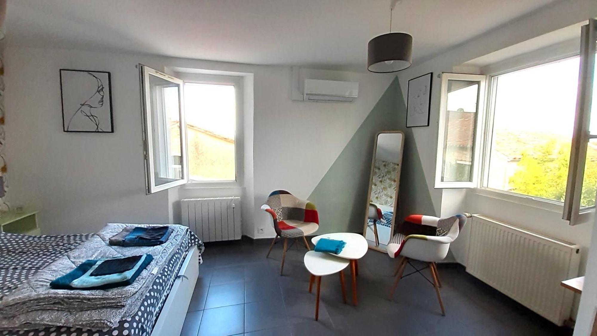 Nos Jours Heureux Apartment Barjac  Luaran gambar